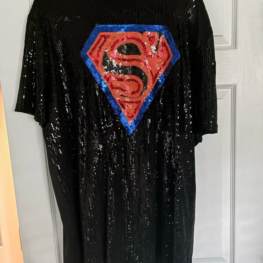 Black Sequin Superman Logo T-Shirt - Picture 4 of 4